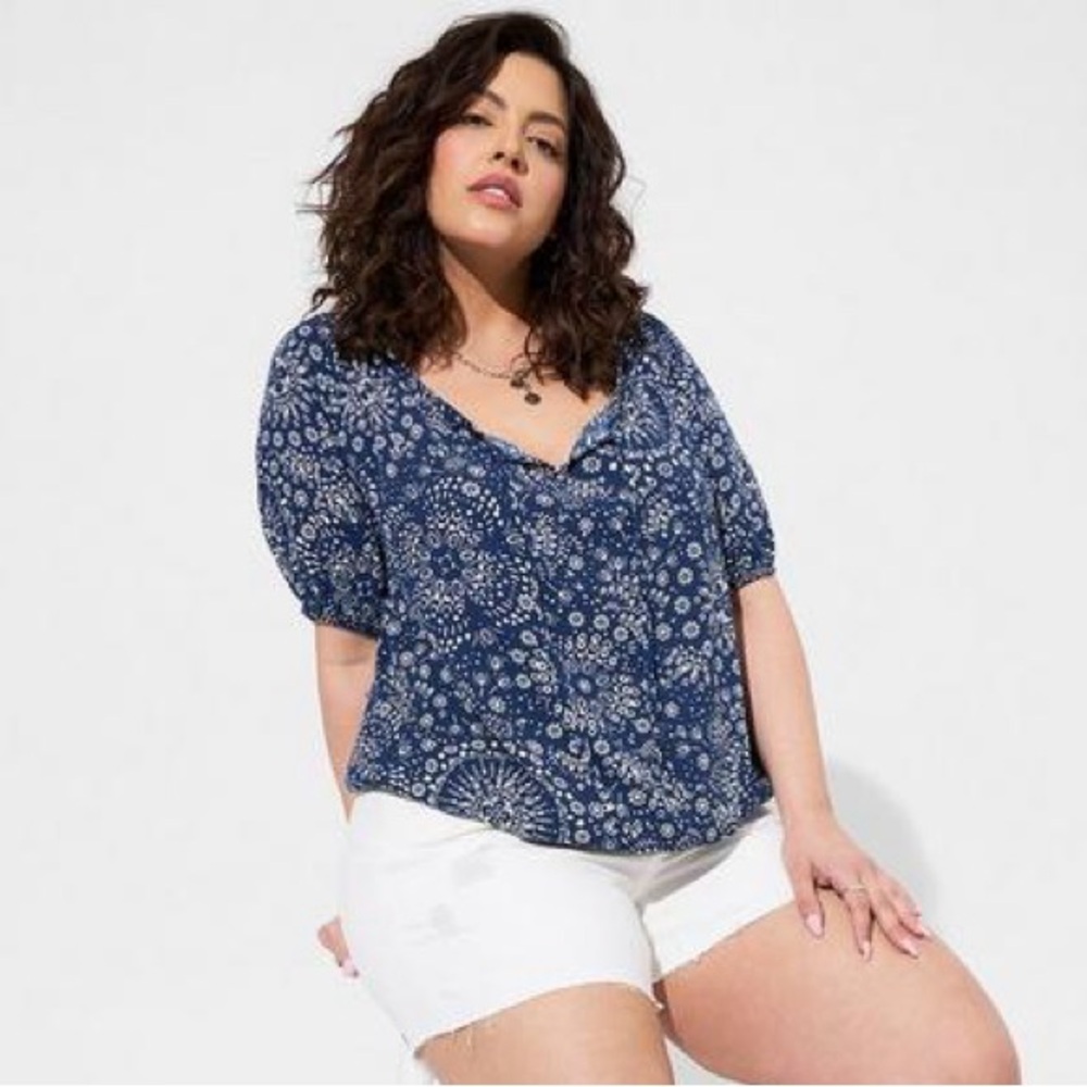 Torrid Washable Crinkle Gauze Blouson Short Sleeve Crop Top Washed Mandala - 3X